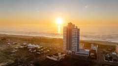 Residencial Riviera Maya – Apartamentos de 3 dormitórios com vista para o mar em Balneário Rincão — foto 3